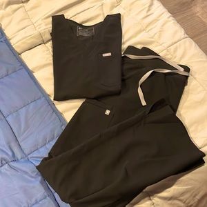 Figs Large scrub set